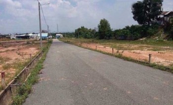 Đất nền chính chủ cần bán tại xã Phú Đông huyện Nhơn Trạch, vị trí đẹp