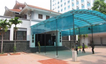 Nhà ở gần bệnh viện và cách hóa giải